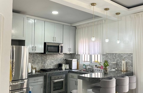 Sector 3 House | Beautiful 3 Bed Townhome in Gated Community in La Ceiba with Pool, WiFi, AC