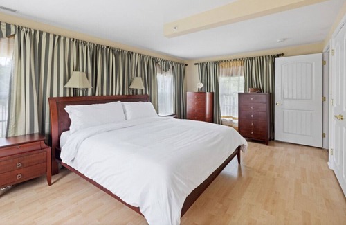 Kennebunkport Condo | Beautiful 3-Bedroom Condo near Goose Rocks Beach in Kennebunkport
