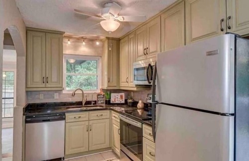 North Augusta House | Beautiful 3 bedroom house with a swimming pool