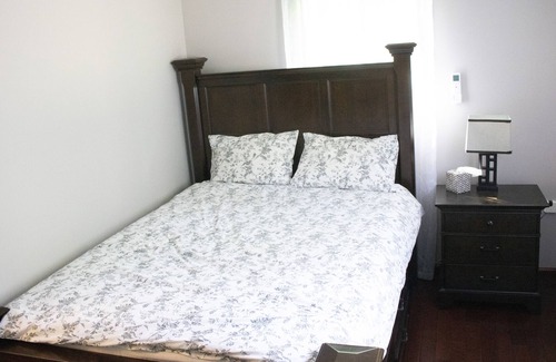 Bushkill House | Beautiful 3 Bedroom 2 bath House in a 4 Season amenity filled community.
