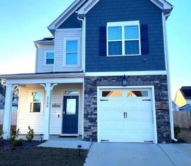 Southeast Raleigh Apartment | Beautiful 3 bedroom house