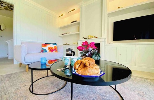 Cap-d'Antibes Villa | Beautiful 3 bedroom villa in Cap d’Antibes with pool, AC, WiFi. Enjoy your stay
