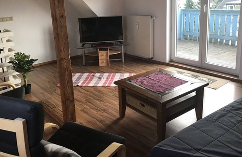 Ehrenfeld Apartment | beautiful 3 room apartment with roof terrace in a green area