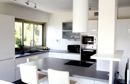 Cap-d'Antibes Apartment | BEAUTIFUL 3 ROOMS QUIET AND BRIGHT SEA VIEW