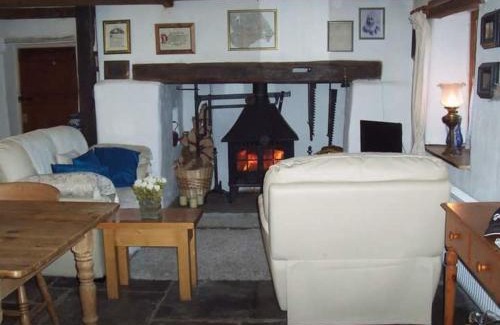 Rathkeale House | Beautiful 300 year old traditional country cottage
