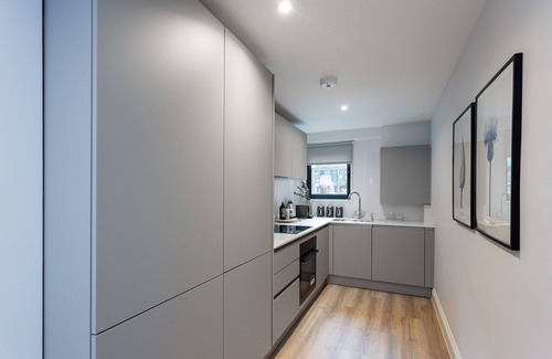 Kensington Apartment | Beautiful 3BD Apartment near Kensington