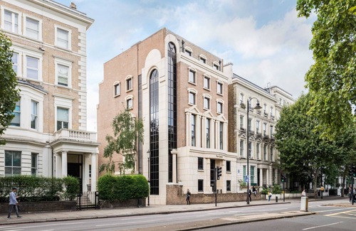 Kensington Apartment | Beautiful 3BD Apartment near Kensington
