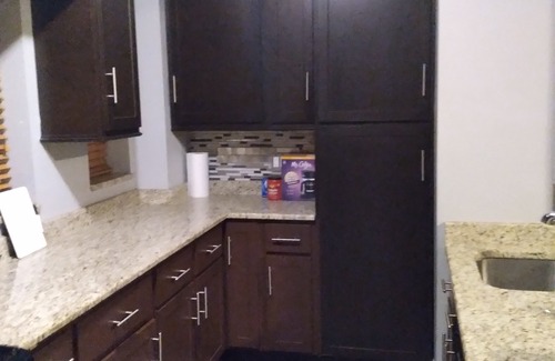 South Shore Apartment | BEAUTIFUL 4/20 FRIENDLY 2 BR 2 BA DUPLEX -TWO FLOORS - IN SIZZLING SOUTH SHORE!