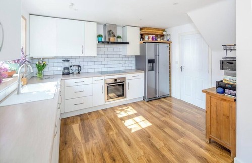 Bicester House | Beautiful 4 bed home close to Bicester Village