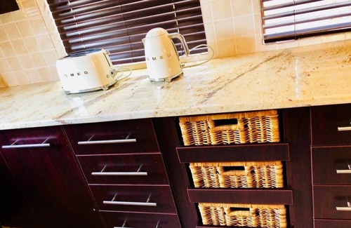 Hartbeespoort Villa | Beautiful 4 Bedroom Villa