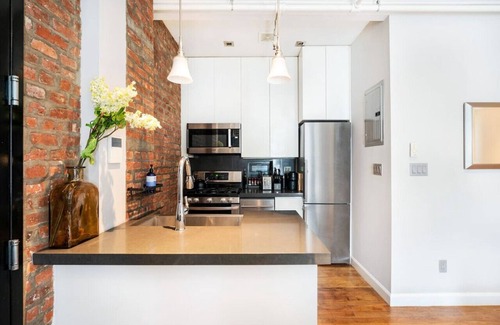 Little Italy Apartment | Beautiful 4 Bedroom in Lower East Side