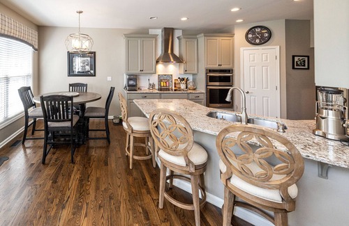 Louisville House | Beautiful 4 BR, 4.5 Bath, Executive Home w In Ground Pool & Handicap Accessible!