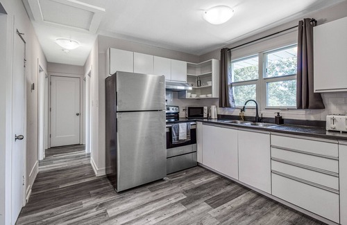 Sudbury House | Beautiful 4Br 2Ba Home w/Wifi, Cable, AC + more!