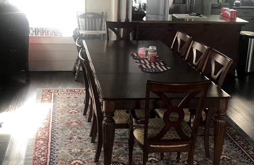 Buzzards Bay Cottage | Beautiful 5 bedroom 2 bath Nostalgic Cape House, 30 seconds to your own beach.