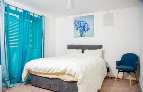 Cambuslang Villa | Beautiful 5 Bedroom House in Glasgow