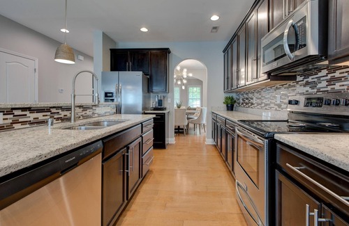 Georgetown House | Beautiful 5 bedroom 2.5 bathroom Georgetown pet friendly house