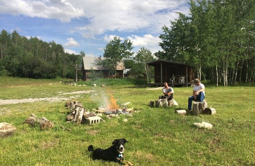 Bedford Cabin | Beautiful 5 cabin facility perfect for large groups!