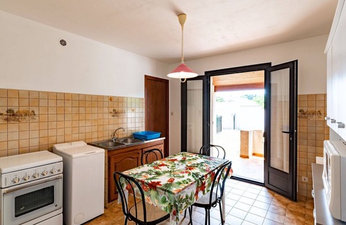 Santa-Maria-Poggio Apartment | Beautiful apartment for 4 people with WIFI, TV, terrace, pets allowed and parking