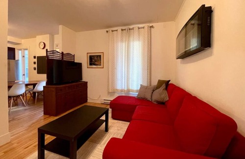 Saint-Jean-Baptiste Apartment | Beautiful accommodation close to Old Quebec