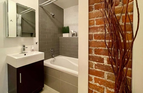 Saint-Jean-Baptiste Apartment | Beautiful accommodation close to Old Quebec