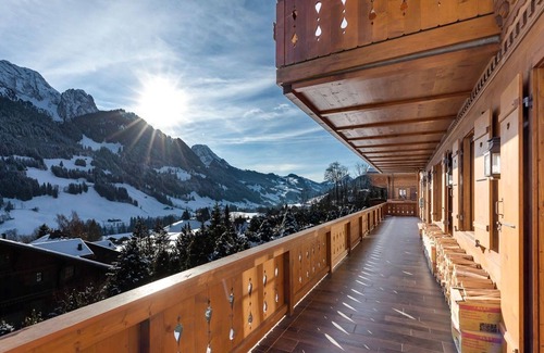 Rougemont Apartment | Beautiful Alpine Luxury Flat in Rougemont