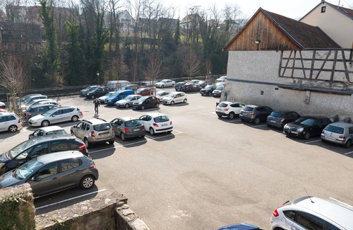 Ribeauville Apartment | Beautiful Alsatian gîte, Les Marchands in the center of Ribeauvillé in Alsace