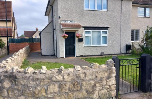 Woodlands House | Beautiful and Cosy 3 beds home for 6 guests near Doncaster Racecourse