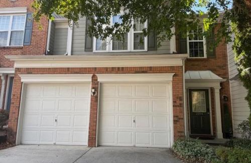 Duluth Apartment | Beautiful and cozy house in Duluth!