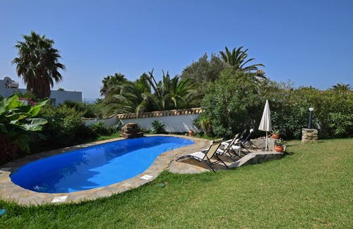 Atlanterra Ski Chalet | Beautiful and cozy Villa with pool, ideal for a family. 6 Pax