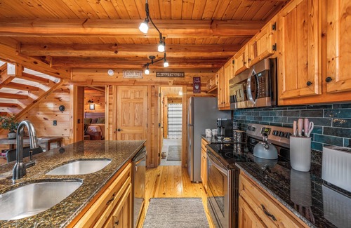 Chalet Village Cabin | Beautiful and Peaceful Log cabin
