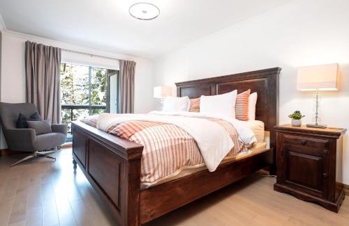 Blueberry Hill House | Beautiful and Spacious 2Br Condo by Harmony Whistler