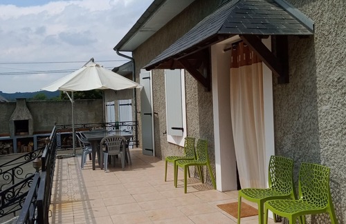 Ibos Cottage | Beautiful and spacious country residence