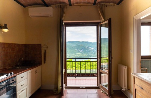 Villa Santa Maria Apartment | Beautiful apartment for 4 people with pool, WIFI, A/C, TV, balcony, pets allowed and parking