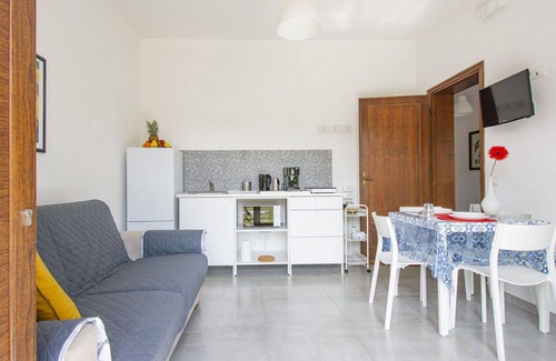 Avane Apartment | Beautiful apartment for 6 guests with WIFI, A/C, TV and parking