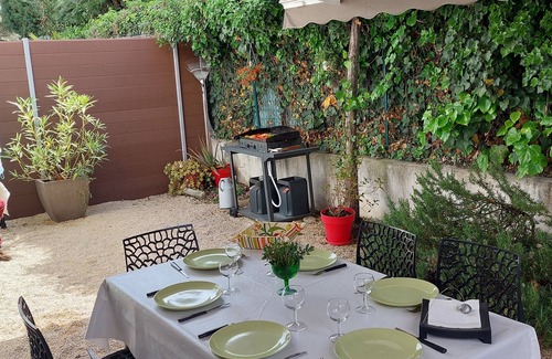 Saint-Cyr-sur-Mer Apartment | Beautiful apartment with wifi in St Cyr sur mer 5 mn walk from the beach