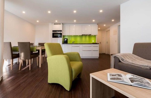 Saas Almagell Apartment | Beautiful apartment for 4 people with WIFI, hot tub, TV and balcony