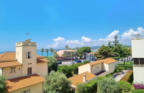 Cros-de-Cagnes Apartment | Beautiful apartment with sea view - Cros de Cagnes 06800