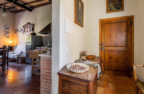 Monticchiello Apartment | Beautiful apartment for 4 people with A/C, WIFI and TV, close to Montepulciano