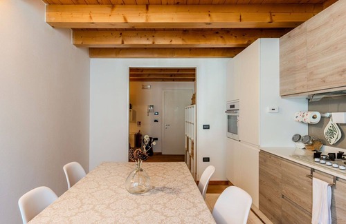 Monclassico Apartment | Beautiful apartment for 4 people with WIFI, TV and parking