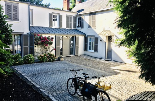Chartres Apartment | Beautiful apartment 35m2 Chartres center with parking