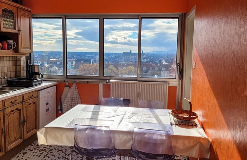 Quartier Saint-Leon Apartment | Beautiful apartment:90m2, perfectly located and equipped, superb view, free parking.