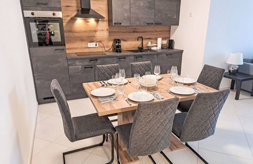 Sekirn Apartment | Beautiful apartment for 6 people with WIFI, TV, balcony and parking