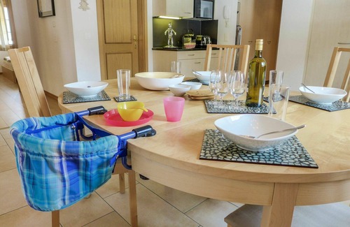 Blausee Apartment | Beautiful apartment for 6 guests with WIFI, TV, terrace and panoramic view
