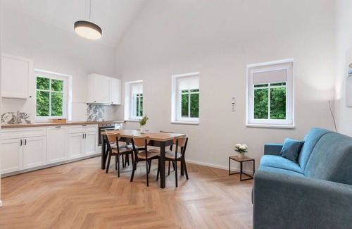 Hrensko Apartment | Beautiful apartment for 6 people with WIFI, TV, patio, pets allowed and parking