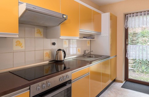 Immerath Apartment | Beautiful apartment for 7 guests with WIFI, TV, terrace and pets allowed