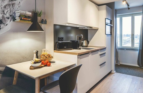 Prora Apartment | Beautiful apartment for 2 people with pool, WIFI, TV, terrace and pets allowed