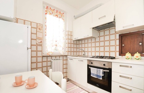 Castello Apartment | Beautiful apartment for 4 people with WIFI, TV, terrace and parking