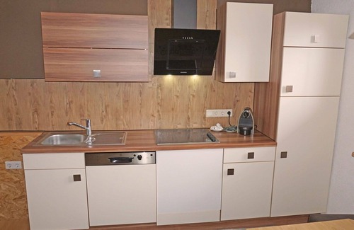 Flirsch Apartment | Beautiful apartment for 5 guests with WIFI, TV, patio, pets allowed and parking