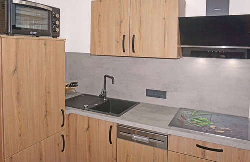 Flirsch Apartment | Beautiful apartment for 6 guests with WIFI, TV, patio and parking