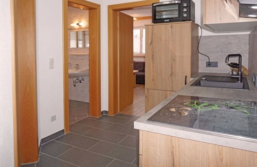 Flirsch Apartment | Beautiful apartment for 6 guests with WIFI, TV, patio and parking